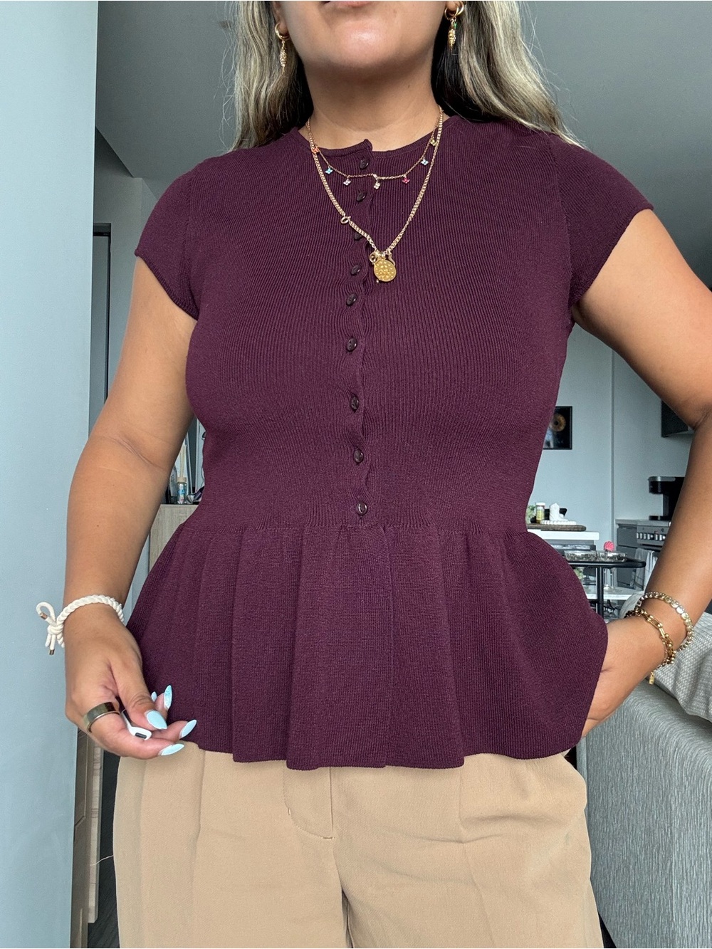 H&M Burgundy Short-Sleeve Peplum Button-Front Top